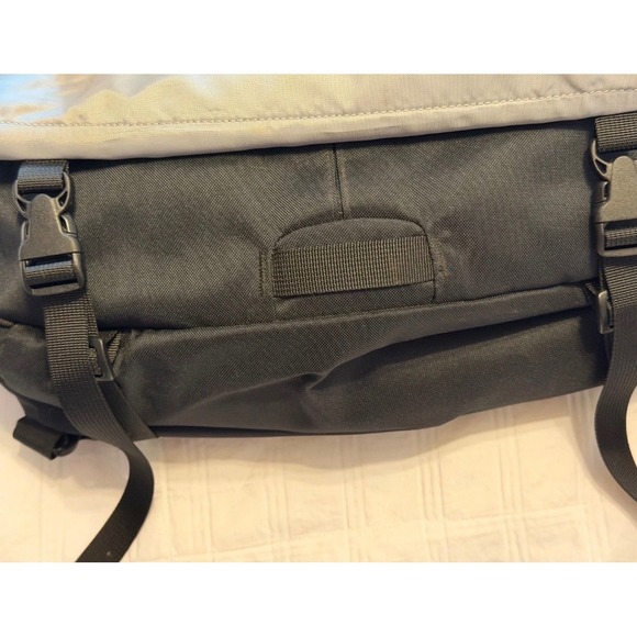 Vintage Patagonia x Honest Diaper Messenger Bag Black Reflective RARE Collab - Picture 7 of 12